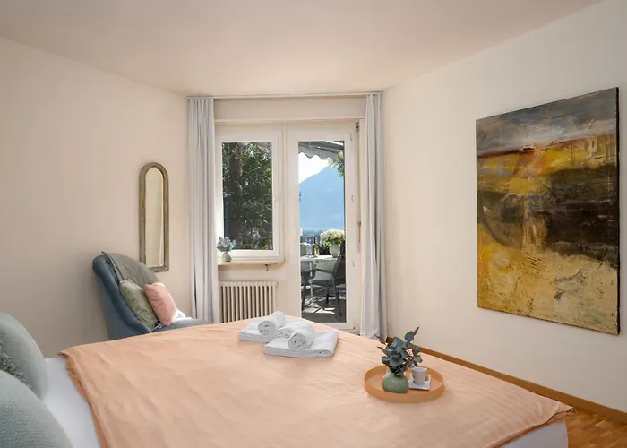 Classic-16 By Interhome