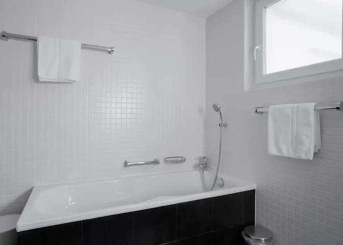 Classic-16 By Interhome * אסקונה